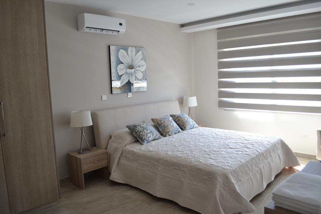 Marianna Hotel Apartments Limassol Exterior foto